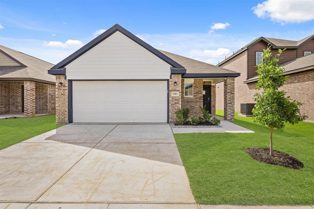 1503 Romans Road, Ennis, TX 75119, 4 Bedrooms Bedrooms, ,2 BathroomsBathrooms,Residential,For Sale,1503 Romans Road,0,21072515