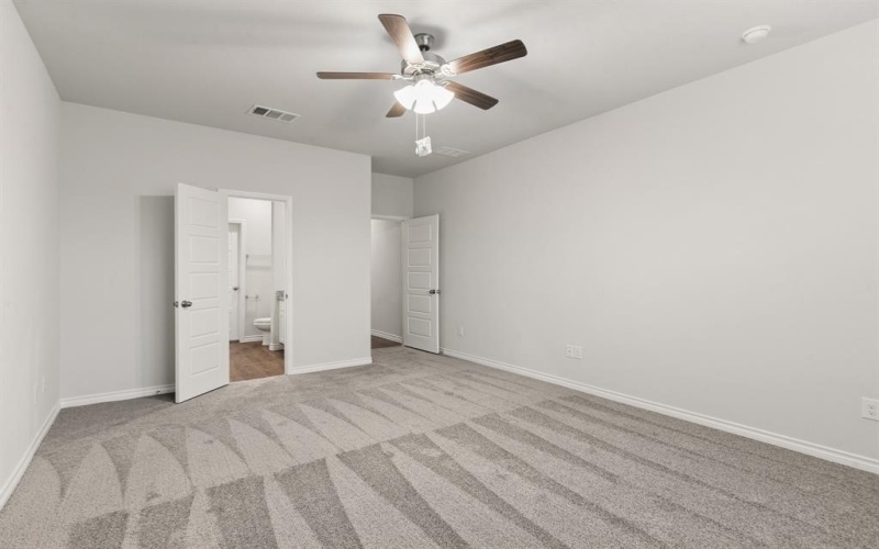 10616 Bleat Street, Fort Worth, TX 76036, 5 Habitaciones Habitaciones , ,2 BañosBaños,Residential,En Venta,10616 Bleat Street,0,21072542