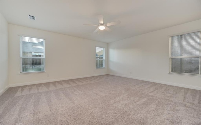 210 Peckham Drive, Justin, TX 76247, 5 Bedrooms Bedrooms, ,3 BathroomsBathrooms,Residential,For Sale,210 Peckham Drive,0,21072551