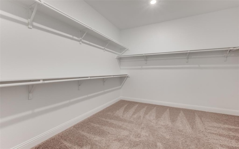 210 Peckham Drive, Justin, TX 76247, 5 Bedrooms Bedrooms, ,3 BathroomsBathrooms,Residential,For Sale,210 Peckham Drive,0,21072551