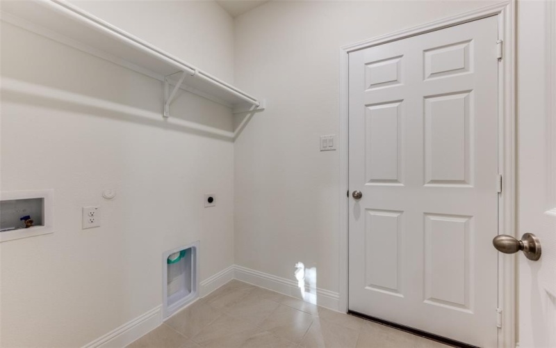 210 Peckham Drive, Justin, TX 76247, 5 Bedrooms Bedrooms, ,3 BathroomsBathrooms,Residential,For Sale,210 Peckham Drive,0,21072551