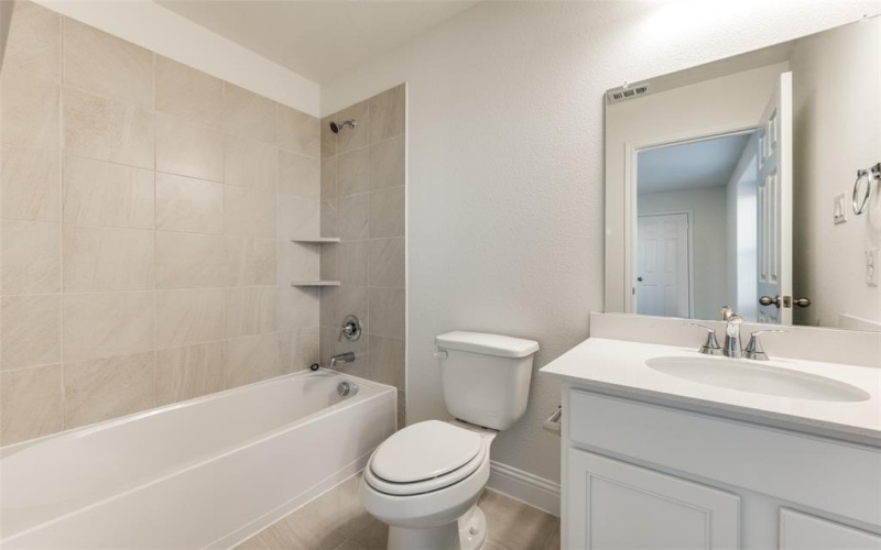 210 Peckham Drive, Justin, TX 76247, 5 Bedrooms Bedrooms, ,3 BathroomsBathrooms,Residential,For Sale,210 Peckham Drive,0,21072551