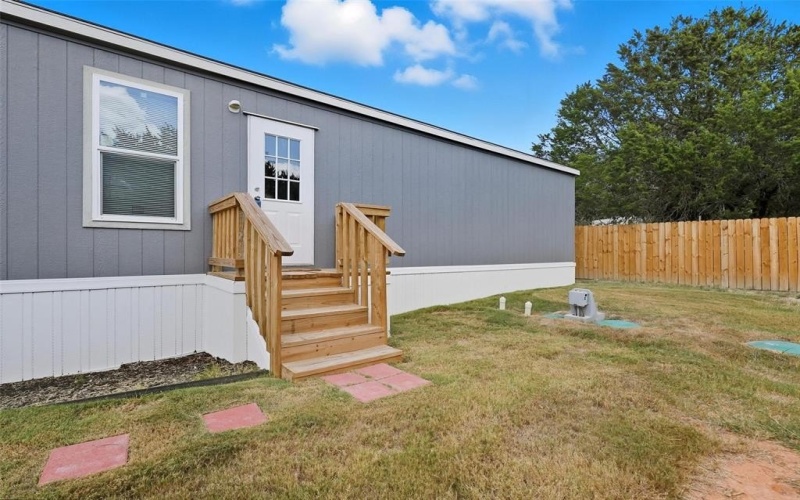 6303 N Oklahoma Trail, Granbury, TX 76048, 3 Bedrooms Bedrooms, ,2 BathroomsBathrooms,Residential,For Sale,6303 N Oklahoma Trail,0,21072634