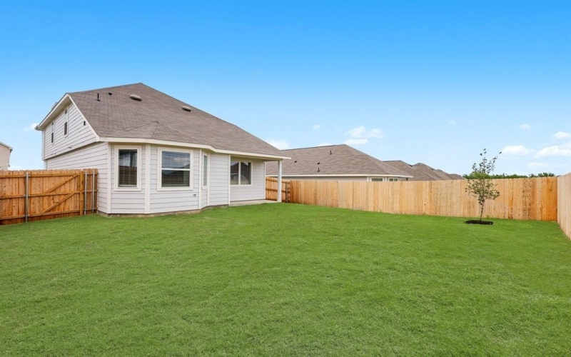 925 Rocket Plane Drive, Fort Worth, TX 76131, 4 Bedrooms Bedrooms, ,2 BathroomsBathrooms,Residential,For Sale,925 Rocket Plane Drive,0,21072783