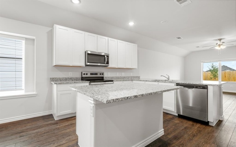 929 Rocket Plane Drive, Fort Worth, TX 76131, 3 Bedrooms Bedrooms, ,2 BathroomsBathrooms,Residential,For Sale,929 Rocket Plane Drive,0,21072794