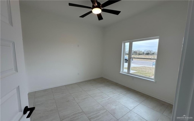 428 N Leon Avenue, Elsa, TX 78543, 3 Habitaciones Habitaciones , ,2 BañosBaños,Residential,En Venta,428 N Leon Avenue,449381
