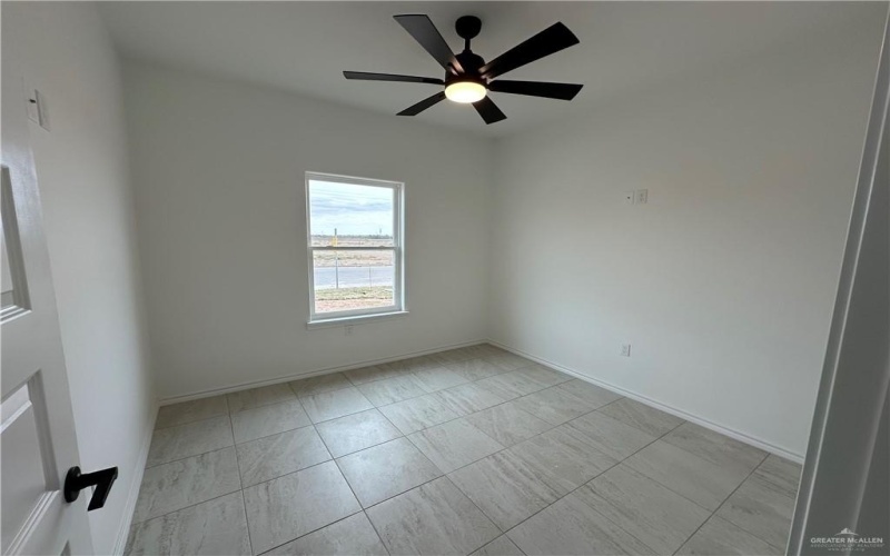 428 N Leon Avenue, Elsa, TX 78543, 3 Habitaciones Habitaciones , ,2 BañosBaños,Residential,En Venta,428 N Leon Avenue,449381