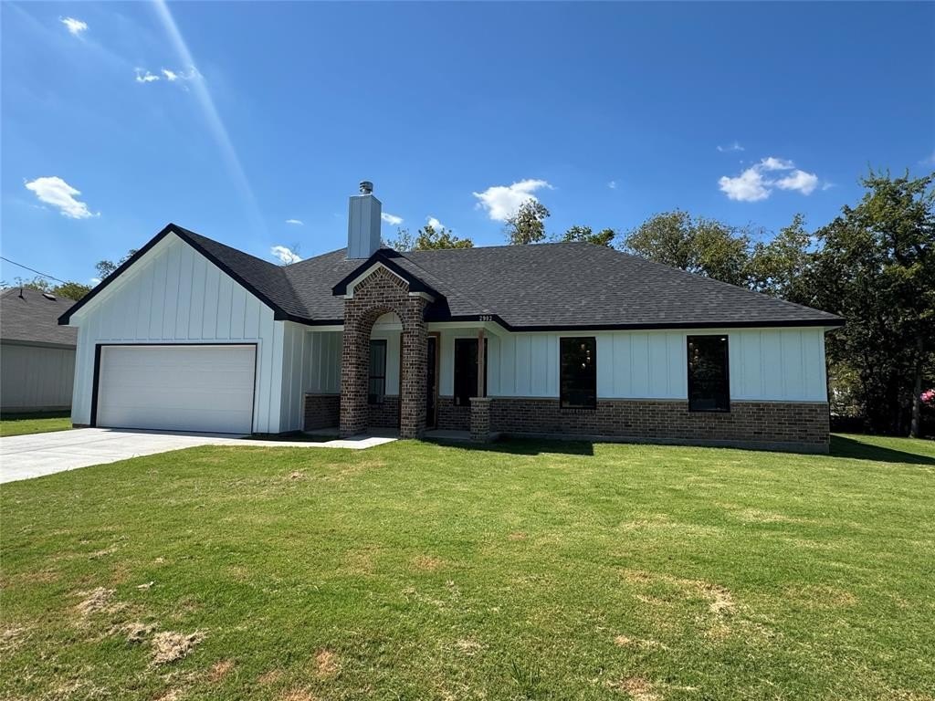 2902 Walnut Street, Greenville, TX 75401, 4 Habitaciones Habitaciones , ,3 BañosBaños,Residential,En Venta,2902 Walnut Street,0,21072869