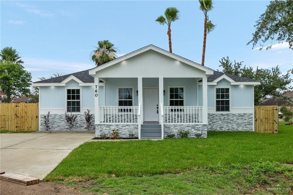 760 N Kika De La Garza Boulevard, La Joya, TX 78560, 3 Bedrooms Bedrooms, ,2 BathroomsBathrooms,Residential,For Sale,760 N Kika De La Garza Boulevard,449625