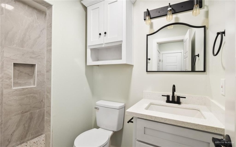 760 N Kika De La Garza Boulevard, La Joya, TX 78560, 3 Bedrooms Bedrooms, ,2 BathroomsBathrooms,Residential,For Sale,760 N Kika De La Garza Boulevard,449625