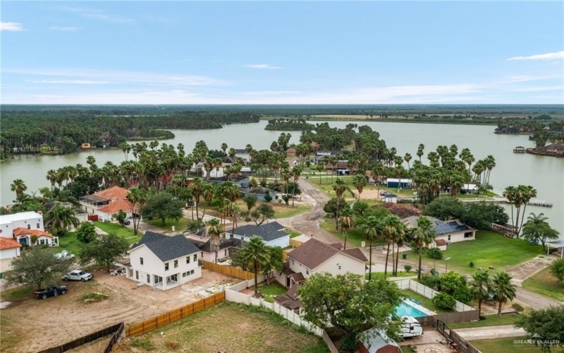 760 N Kika De La Garza Boulevard, La Joya, TX 78560, 3 Bedrooms Bedrooms, ,2 BathroomsBathrooms,Residential,For Sale,760 N Kika De La Garza Boulevard,449625