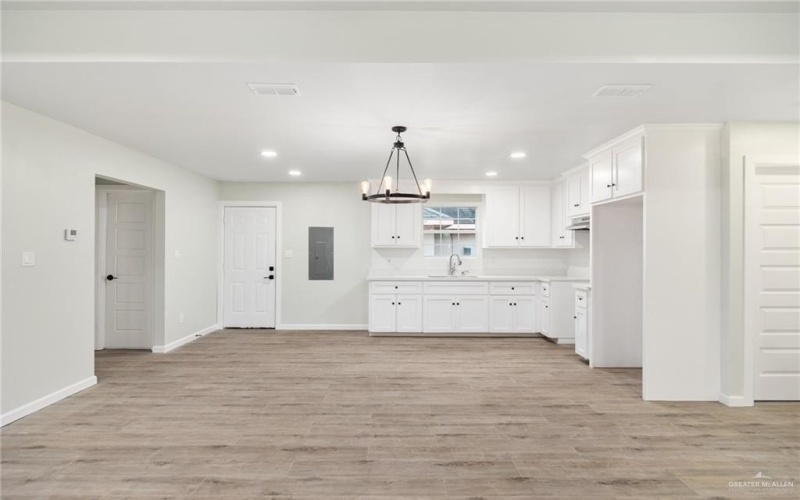 760 N Kika De La Garza Boulevard, La Joya, TX 78560, 3 Bedrooms Bedrooms, ,2 BathroomsBathrooms,Residential,For Sale,760 N Kika De La Garza Boulevard,449625