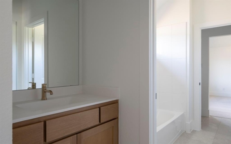 8504 Lacey Road, North Richland Hills, TX 76182, 5 Bedrooms Bedrooms, ,5 BathroomsBathrooms,Residential,For Sale,8504 Lacey Road,0,21073097