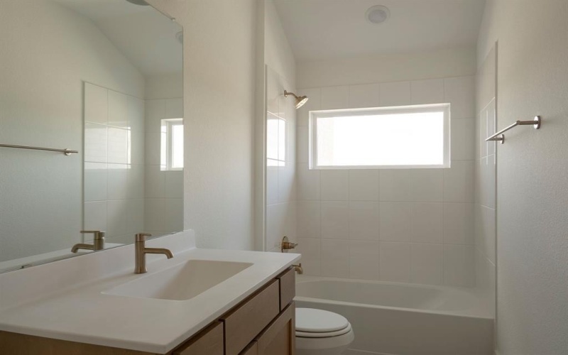 8504 Lacey Road, North Richland Hills, TX 76182, 5 Bedrooms Bedrooms, ,5 BathroomsBathrooms,Residential,For Sale,8504 Lacey Road,0,21073097