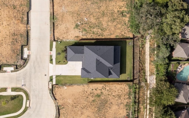 8504 Lacey Road, North Richland Hills, TX 76182, 5 Bedrooms Bedrooms, ,5 BathroomsBathrooms,Residential,For Sale,8504 Lacey Road,0,21073097