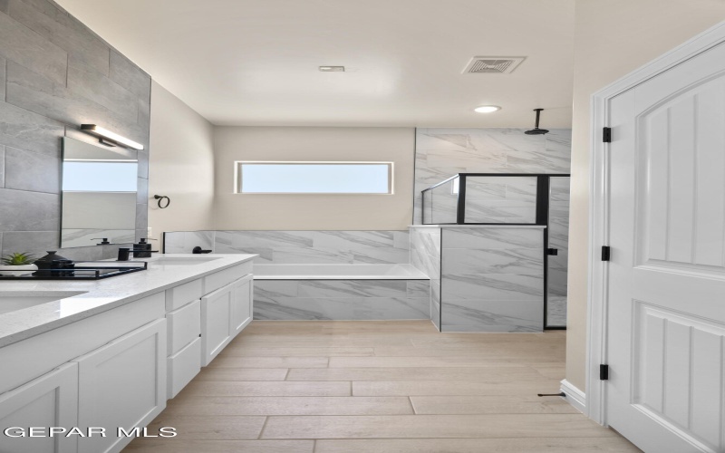 13960 Summer Hail Avenue, Horizon City, TX 79928, 4 Habitaciones Habitaciones , ,2 BañosBaños,Residential,En Venta,13960 Summer Hail Avenue,922004