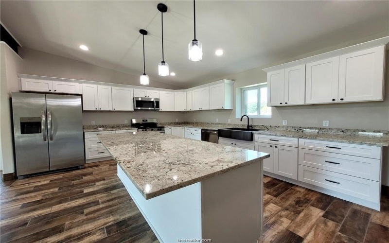 114 Lakeview Drive, Hilltop Lakes, TX 77871, 2 Bedrooms Bedrooms, ,2 BathroomsBathrooms,Residential,For Sale,114 Lakeview Drive,0,25010288