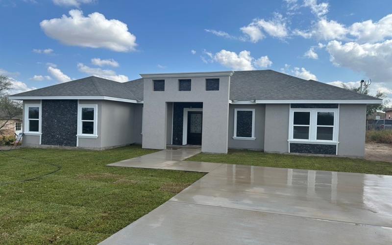 85 LINDA VISTA DR, Eagle Pass, TX 78852, 3 Habitaciones Habitaciones , ,2 BañosBaños,Residential,En Venta,85 LINDA VISTA DR,0,78332