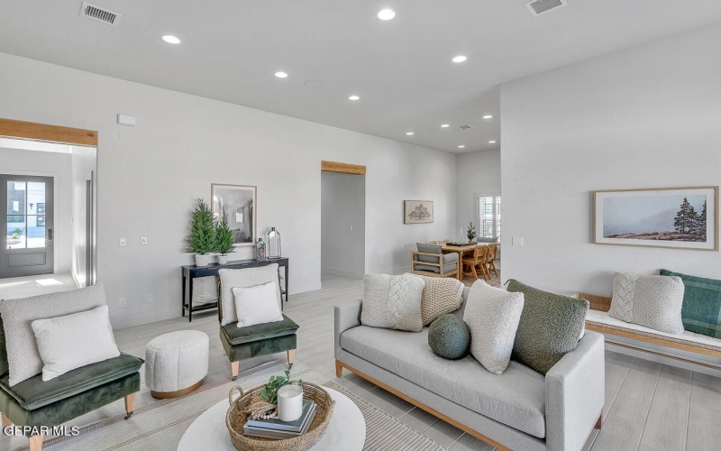 1730 Bit Way, El Paso, TX 79911, 4 Habitaciones Habitaciones , ,3 BañosBaños,Residential,En Venta,1730 Bit Way,0,931190