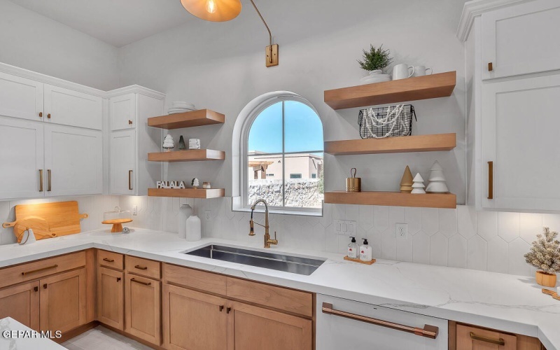1730 Bit Way, El Paso, TX 79911, 4 Habitaciones Habitaciones , ,3 BañosBaños,Residential,En Venta,1730 Bit Way,0,931190