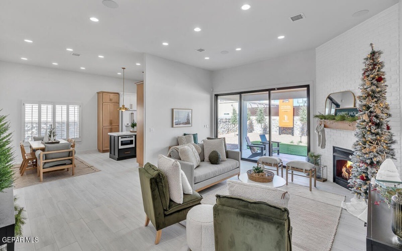 1730 Bit Way, El Paso, TX 79911, 4 Habitaciones Habitaciones , ,3 BañosBaños,Residential,En Venta,1730 Bit Way,0,931190