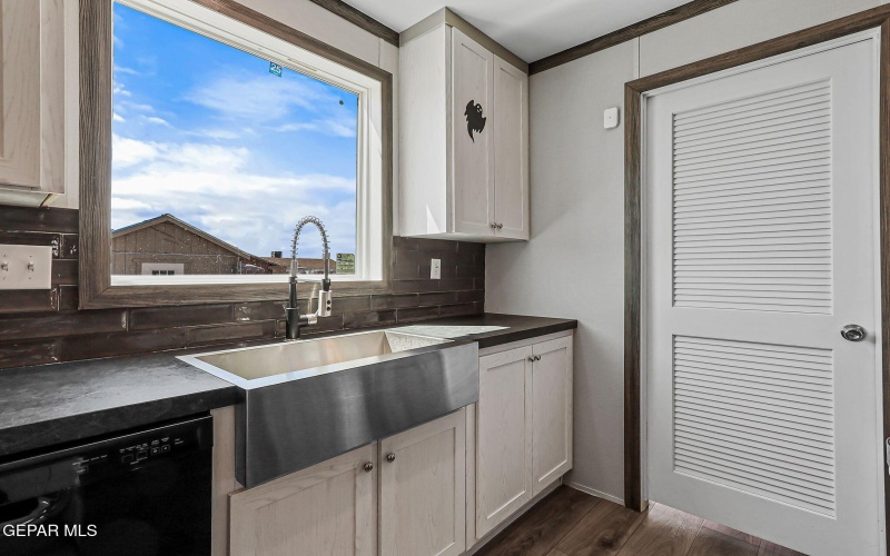 361 Joya Bonita Road, Clint, TX 79836, 4 Habitaciones Habitaciones , ,2 BañosBaños,Residential,En Venta,361 Joya Bonita Road,0,931203