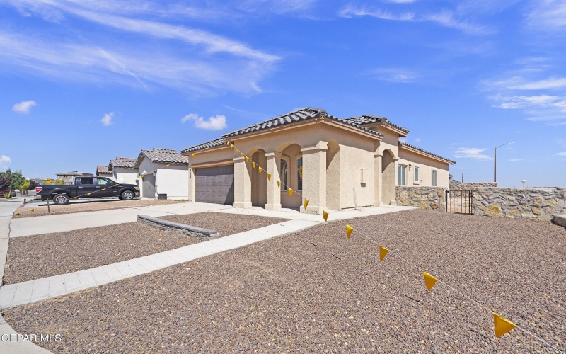 13833 Paseo Central Avenue, El Paso, TX 79928, 3 Bedrooms Bedrooms, ,2 BathroomsBathrooms,Residential,For Sale,13833 Paseo Central Avenue,0,931216