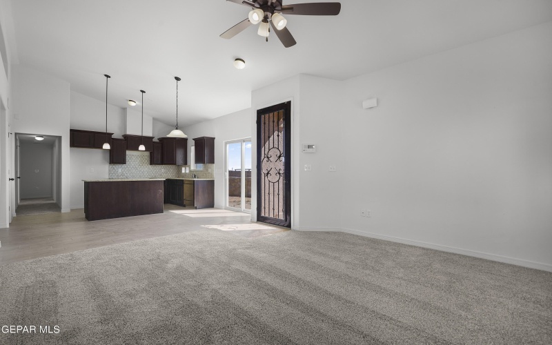 13833 Paseo Central Avenue, El Paso, TX 79928, 3 Bedrooms Bedrooms, ,2 BathroomsBathrooms,Residential,For Sale,13833 Paseo Central Avenue,0,931216