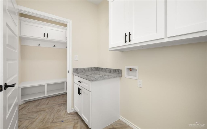 1702 Alyssa Drive, Mercedes, TX 78570, 3 Habitaciones Habitaciones , ,2 BañosBaños,Residential,En Venta,1702 Alyssa Drive,0,482164