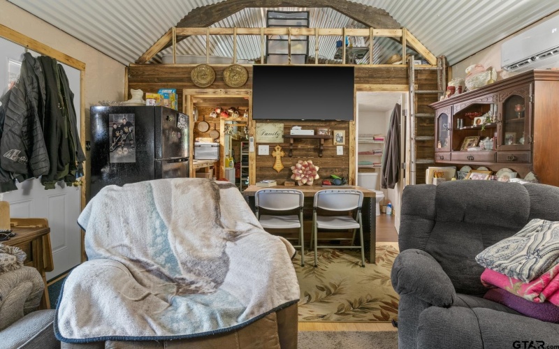 61 Private Road 52436, Pittsburg, TX 75686, 1 Bedroom Bedrooms, ,1 BathroomBathrooms,Residential,For Sale,61 Private Road 52436,0,25014523