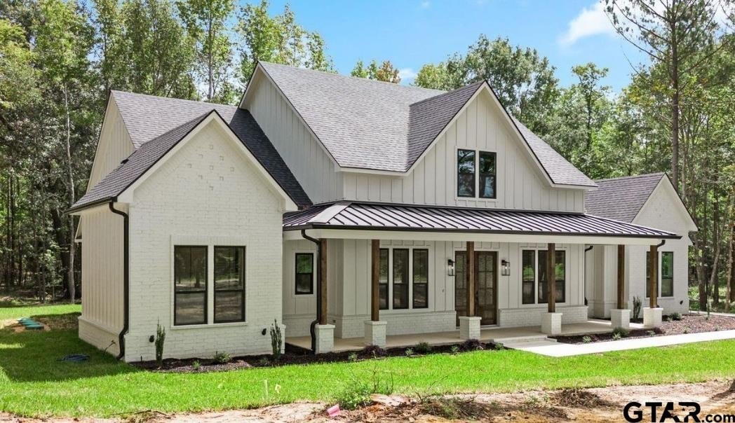 13807 Cedar Hill Ln, Tyler, TX 75704, 4 Bedrooms Bedrooms, ,3 BathroomsBathrooms,Residential,For Sale,13807 Cedar Hill Ln,0,25014537