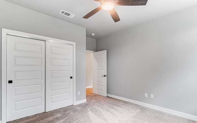 914 W Oakridge Drive, Marble Falls, TX 78654, 3 Bedrooms Bedrooms, ,2 BathroomsBathrooms,Residential,For Sale,914 W Oakridge Drive,0,175191