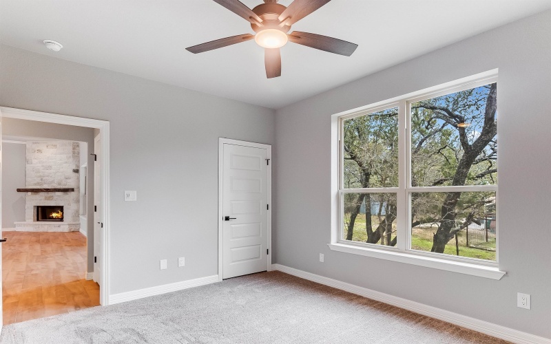 914 W Oakridge Drive, Marble Falls, TX 78654, 3 Bedrooms Bedrooms, ,2 BathroomsBathrooms,Residential,For Sale,914 W Oakridge Drive,0,175191