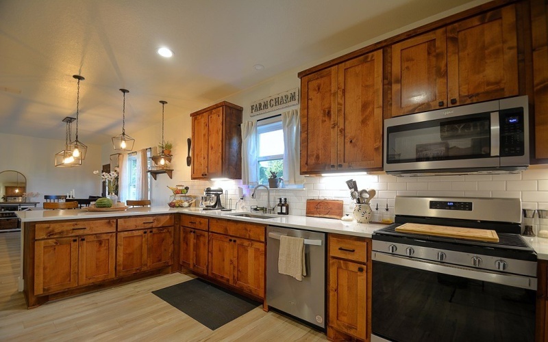 1909 Bear Springs Trail, Pipe Creek, TX 78063, 3 Bedrooms Bedrooms, ,2 BathroomsBathrooms,Residential,For Sale,1909 Bear Springs Trail,0,120449