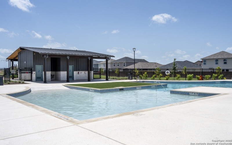 1320 ATTICUS AVE, New Braunfels, TX 78130, 4 Habitaciones Habitaciones , ,2 BañosBaños,Residential,En Venta,1320 ATTICUS AVE,0,1911489