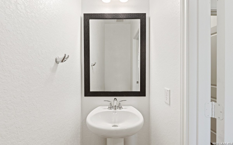 9323 BIRCH BARK BEND, San Antonio, TX 78221, 3 Bedrooms Bedrooms, ,2 BathroomsBathrooms,Residential,For Sale,9323 BIRCH BARK BEND,0,1911497