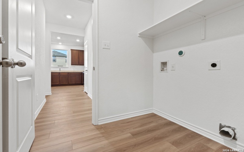 9323 BIRCH BARK BEND, San Antonio, TX 78221, 3 Bedrooms Bedrooms, ,2 BathroomsBathrooms,Residential,For Sale,9323 BIRCH BARK BEND,0,1911497