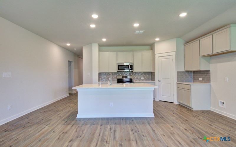 2422 White Daisy Hill, Converse, TX 78109, 4 Habitaciones Habitaciones , ,2 BañosBaños,Residential,En Venta,2422 White Daisy Hill,0,594047