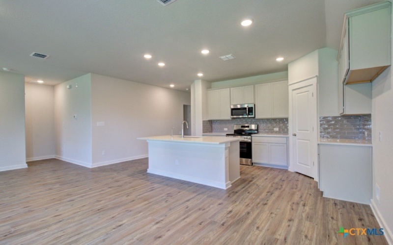 2422 White Daisy Hill, Converse, TX 78109, 4 Habitaciones Habitaciones , ,2 BañosBaños,Residential,En Venta,2422 White Daisy Hill,0,594047