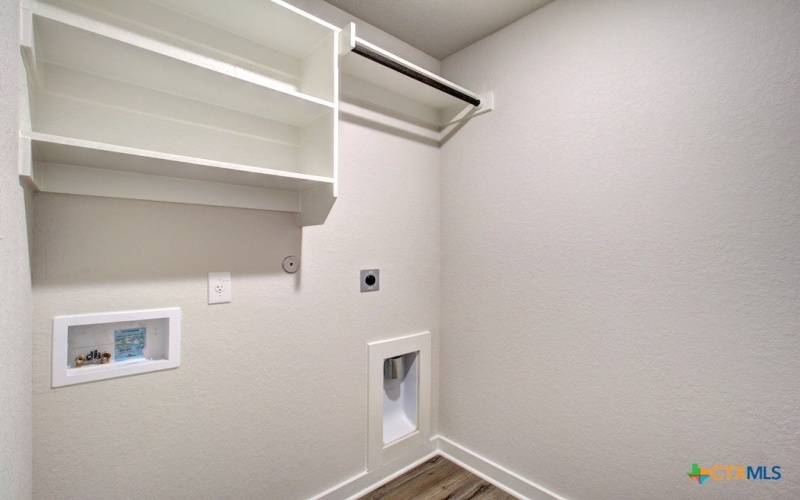 2422 White Daisy Hill, Converse, TX 78109, 4 Habitaciones Habitaciones , ,2 BañosBaños,Residential,En Venta,2422 White Daisy Hill,0,594047