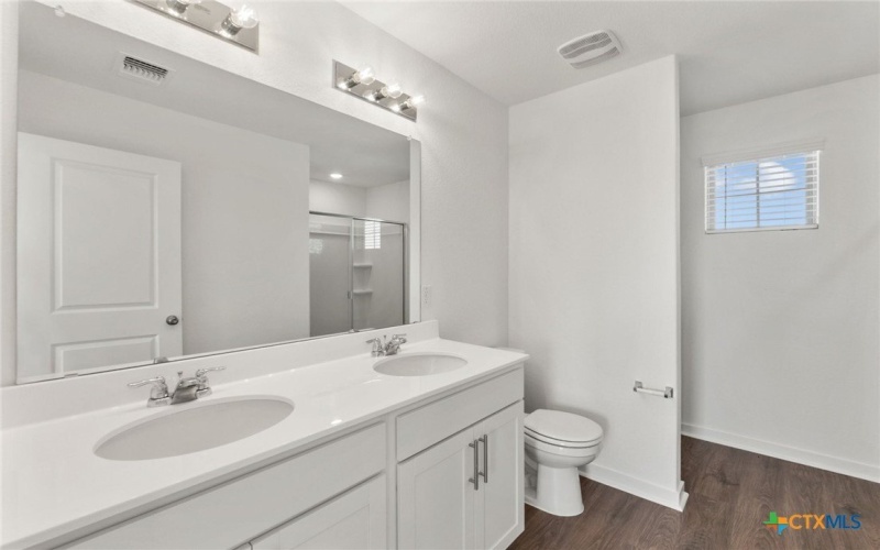 109 Green Berets Bend, Jarrell, TX 76537, 3 Bedrooms Bedrooms, ,2 BathroomsBathrooms,Residential,For Sale,109 Green Berets Bend,0,594069