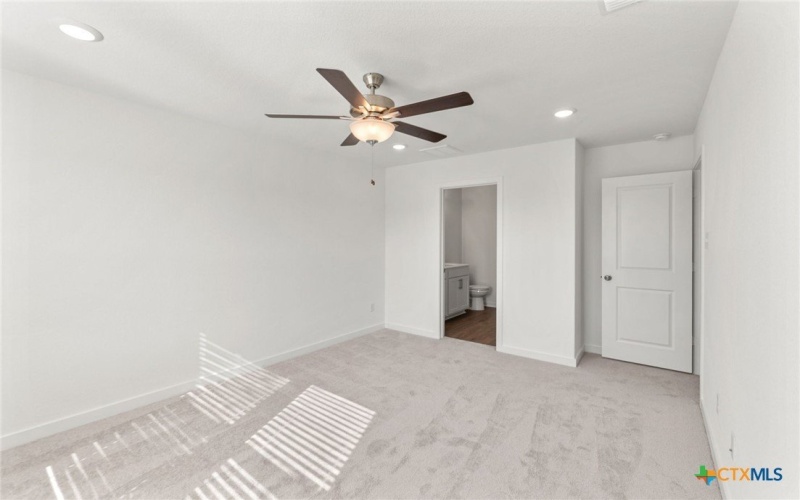 109 Green Berets Bend, Jarrell, TX 76537, 3 Bedrooms Bedrooms, ,2 BathroomsBathrooms,Residential,For Sale,109 Green Berets Bend,0,594069