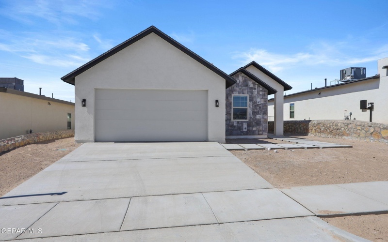 662 Davi's Greenwood Court, Vinton, TX 79821, 3 Habitaciones Habitaciones , ,2 BañosBaños,Residential,En Venta,662 Davi's Greenwood Court,922069