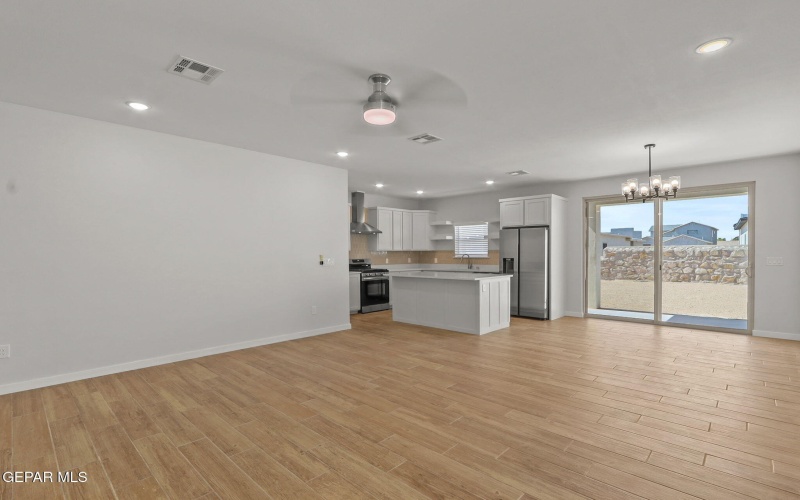 662 Davi's Greenwood Court, Vinton, TX 79821, 3 Habitaciones Habitaciones , ,2 BañosBaños,Residential,En Venta,662 Davi's Greenwood Court,922069