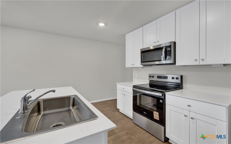 400 WILD GOOSE Drive, Luling, TX 78648, 3 Habitaciones Habitaciones , ,2 BañosBaños,Residential,En Venta,400 WILD GOOSE Drive,0,594094