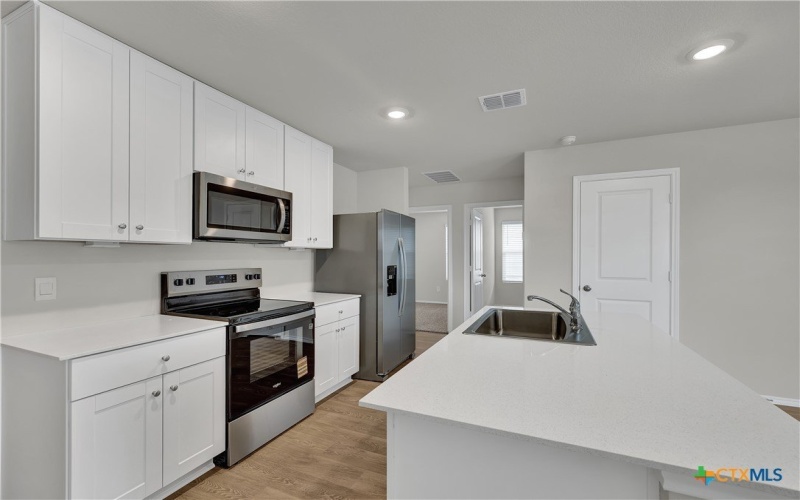 400 WILD GOOSE Drive, Luling, TX 78648, 3 Habitaciones Habitaciones , ,2 BañosBaños,Residential,En Venta,400 WILD GOOSE Drive,0,594094