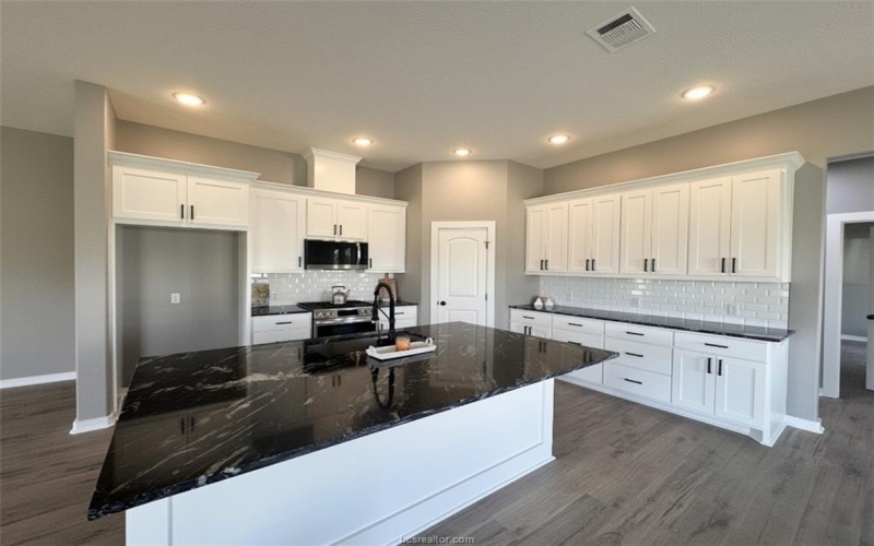 855 Mimosa Lane, Franklin, TX 77856, 4 Bedrooms Bedrooms, ,2 BathroomsBathrooms,Residential,For Sale,855 Mimosa Lane,0,25010300