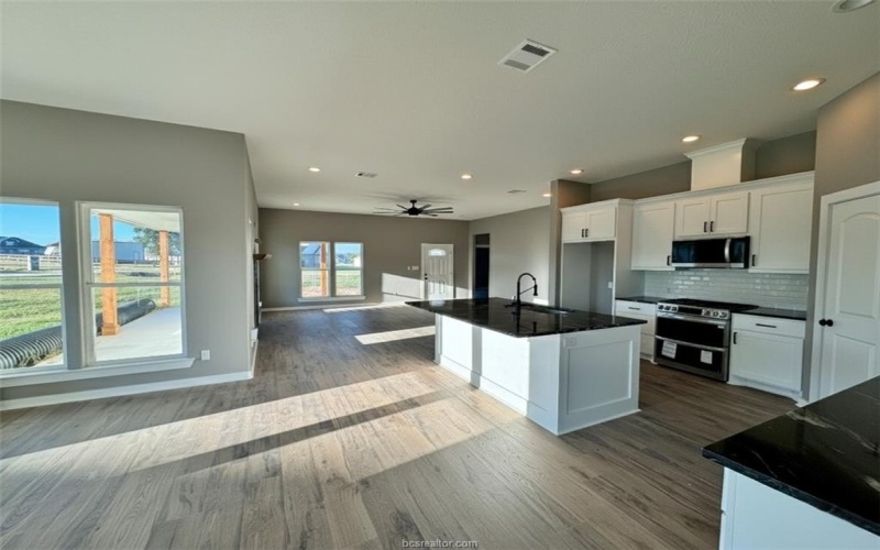 855 Mimosa Lane, Franklin, TX 77856, 4 Bedrooms Bedrooms, ,2 BathroomsBathrooms,Residential,For Sale,855 Mimosa Lane,0,25010300