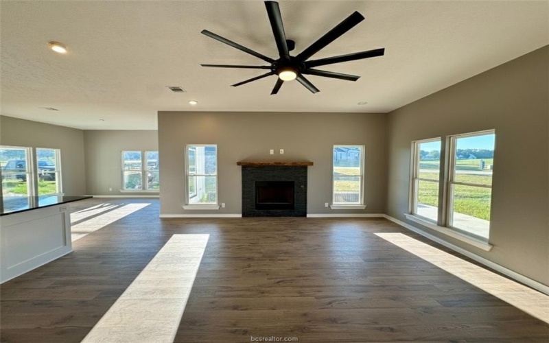 855 Mimosa Lane, Franklin, TX 77856, 4 Bedrooms Bedrooms, ,2 BathroomsBathrooms,Residential,For Sale,855 Mimosa Lane,0,25010300