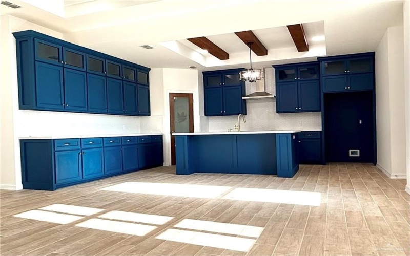 412 S Bowie Avenue, Elsa, TX 78538, 3 Bedrooms Bedrooms, ,2 BathroomsBathrooms,Residential,For Sale,412 S Bowie Avenue,0,482234